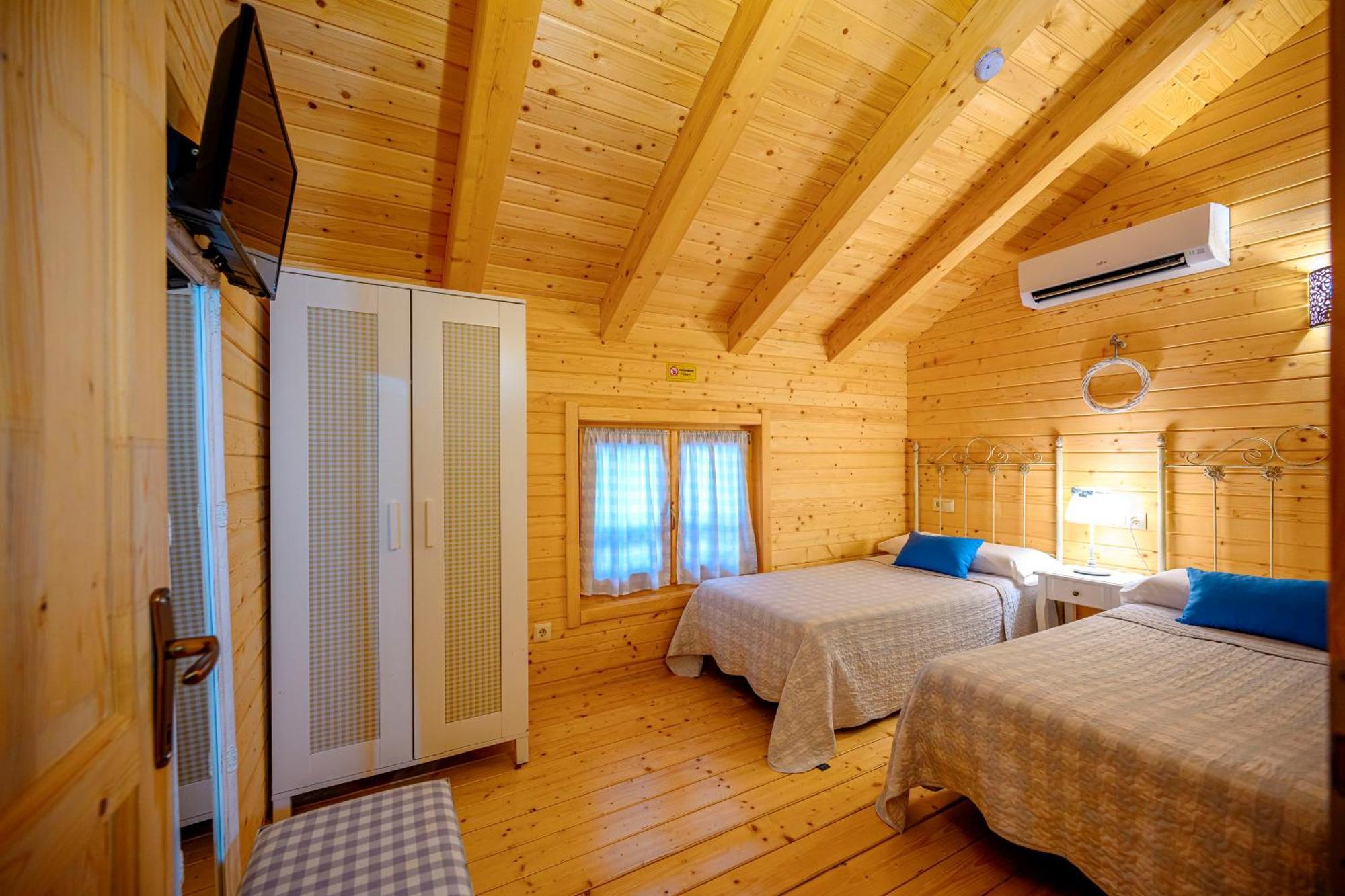 Madera Y Miel Casa Rural Con Ninos En Puy Du Fou Guadamur Luaran gambar